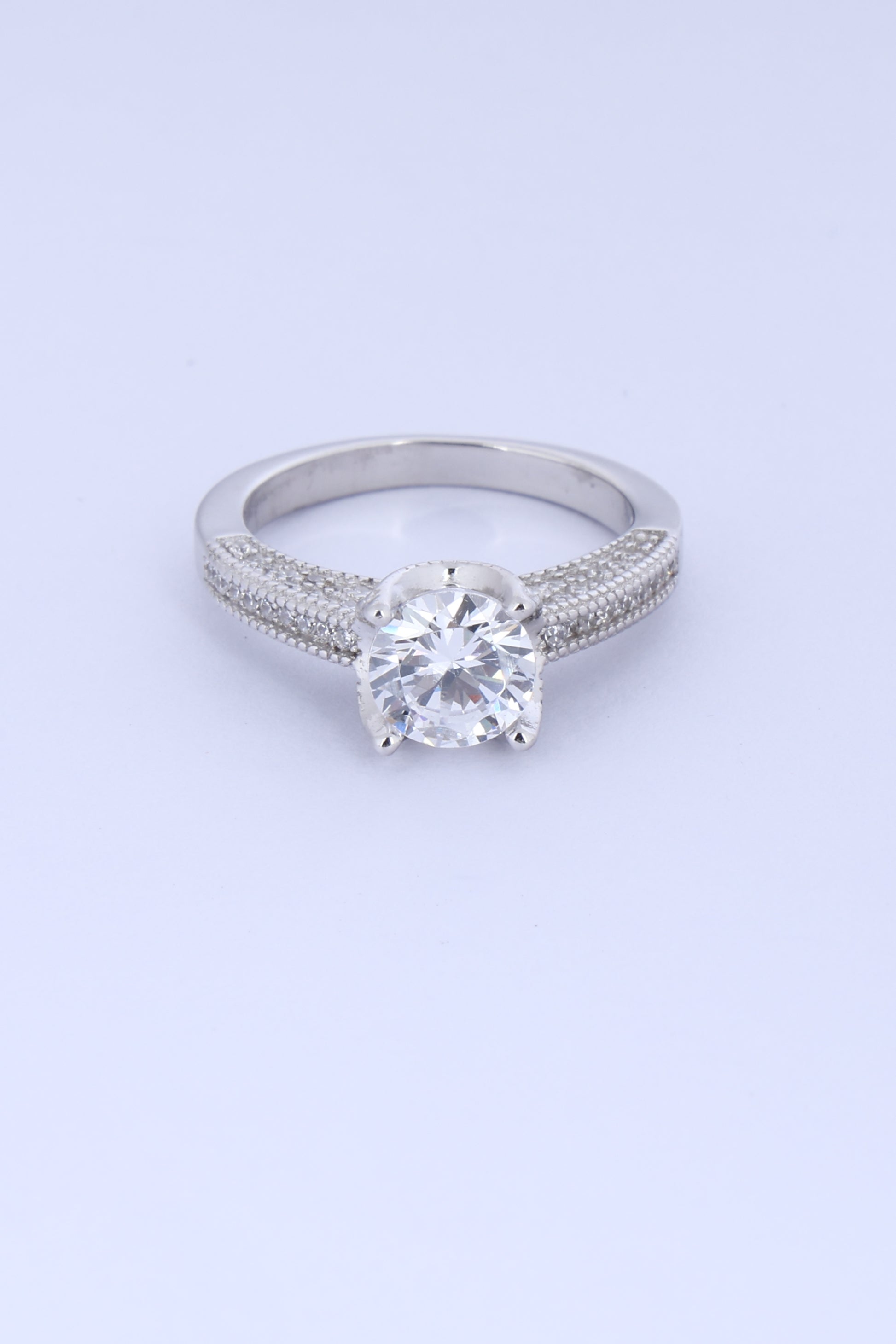 Semi cocktail Ring with White colour Diamond Stone