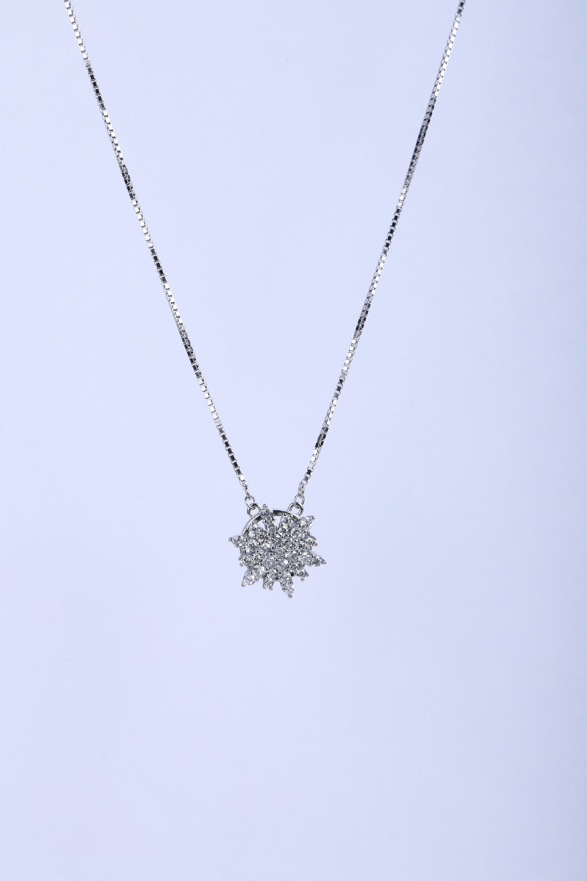 Fan Pendant Chain with White colour Cubic Zirconia Stone