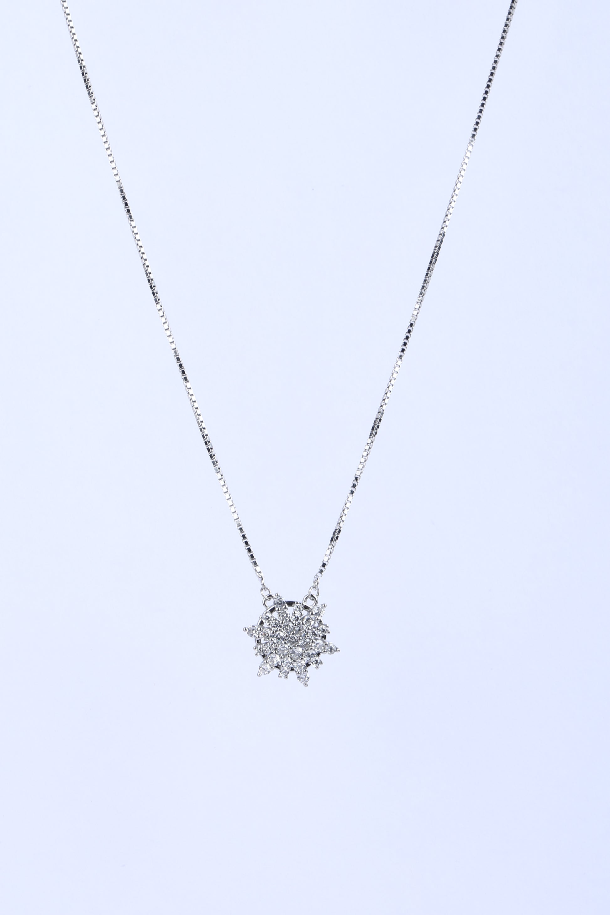 Fan Pendant Chain with White colour Cubic Zirconia Stone